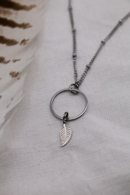 Halskette Steel Blattgrün